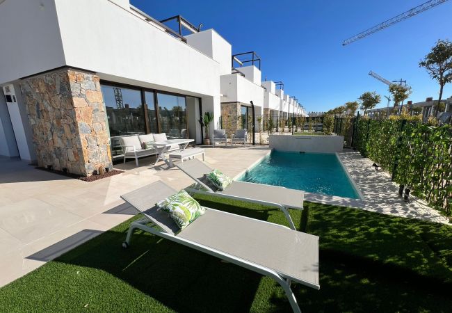 Villa in Torre Pacheco - LUXURY 4 BED VILLA SANTA ROSALIA LAKE AND LIFE RESORT Villa in Torre Pacheco - LUXURY 4 BED VILLA SANTA ROSALIA LAKE AND LIFE RESORT