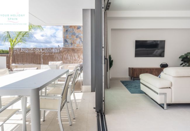 Villa in Torre Pacheco - AMAZING 4 BEDROOM VILLA WITH PRIVATE POOL SANTA ROSALIA LAKE AND LIFE RESORT Villa in Torre Pacheco - AMAZING 4 BEDROOM VILLA WITH PRIVATE POOL SANTA ROSALIA LAKE AND LIFE RESORT